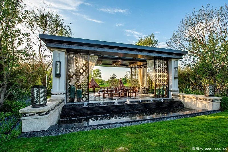 綠化苗木園林景觀建筑在園林設(shè)計(jì)中的作用